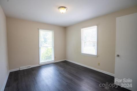 5511 Faulconbridge Road Charlotte NC 28227