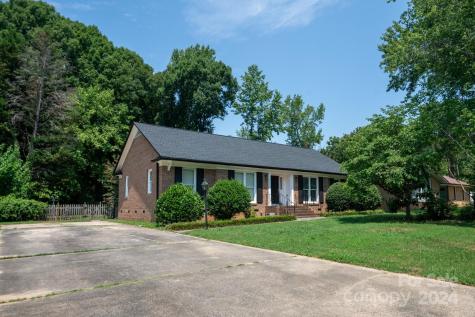 5511 Faulconbridge Road Charlotte NC 28227