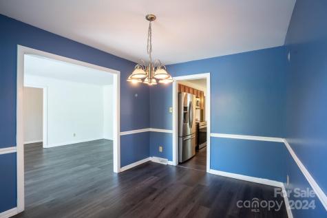 5511 Faulconbridge Road Charlotte NC 28227