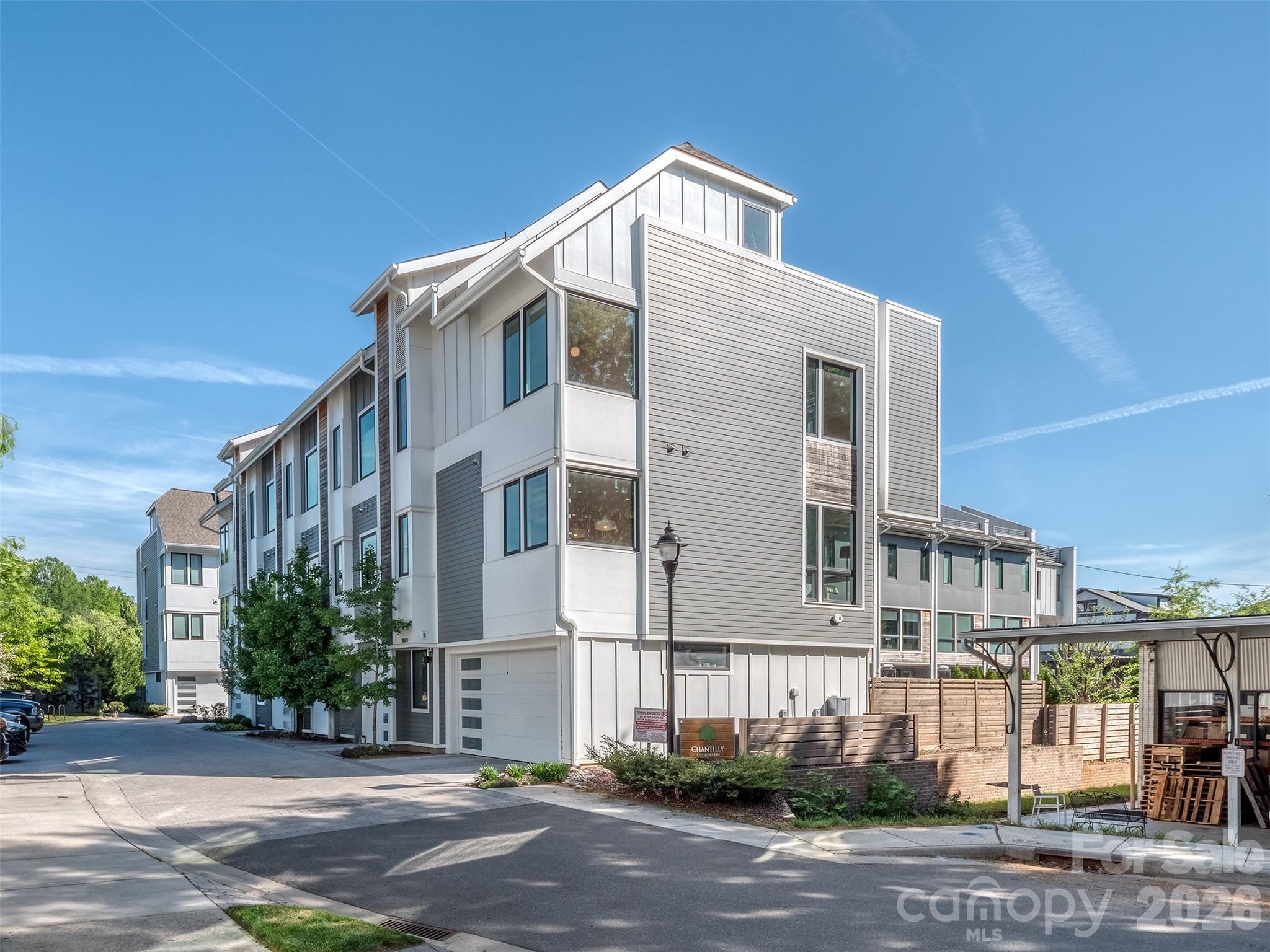 2660 Shenandoah Avenue Charlotte NC 28205