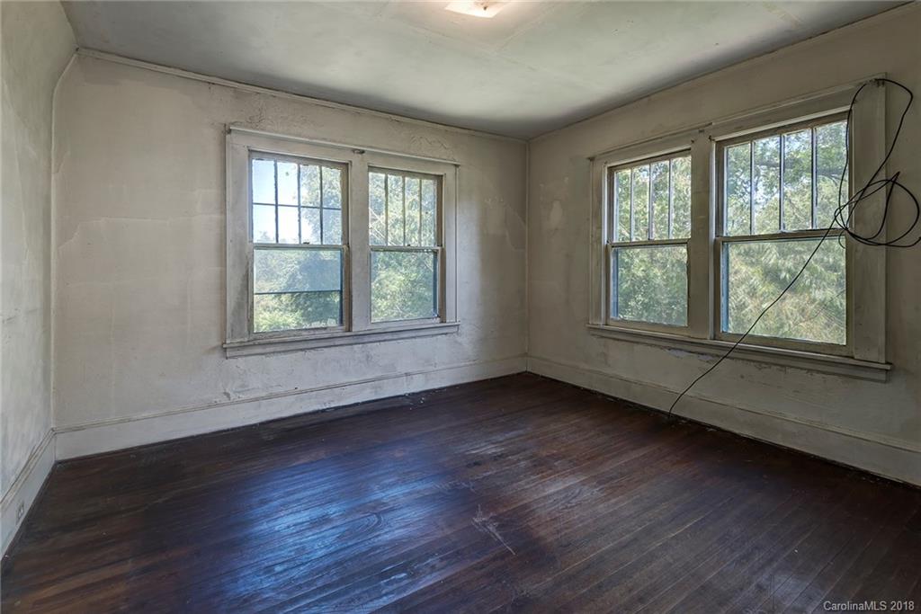141 Logan Avenue Asheville NC 28806