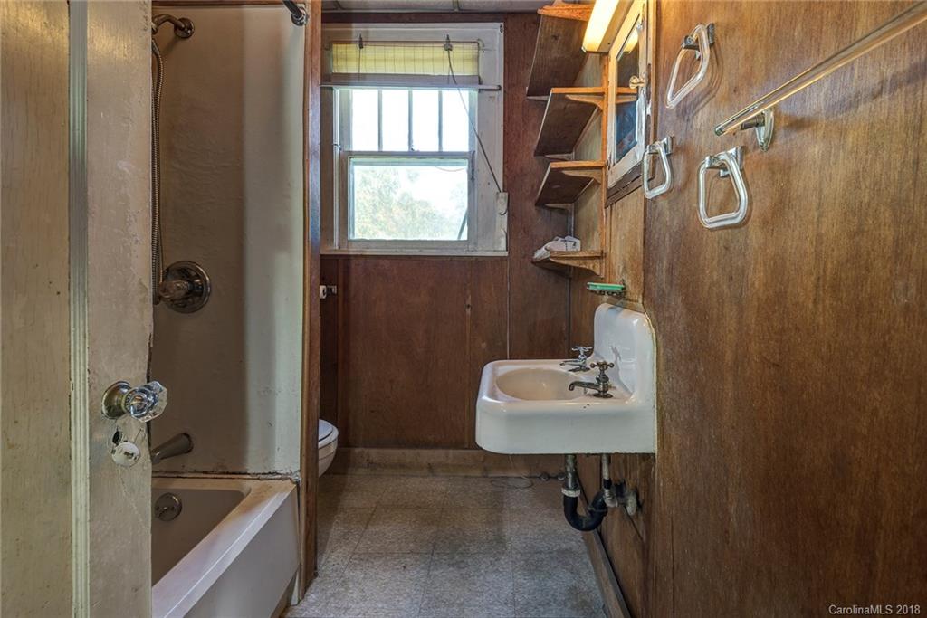 141 Logan Avenue Asheville NC 28806