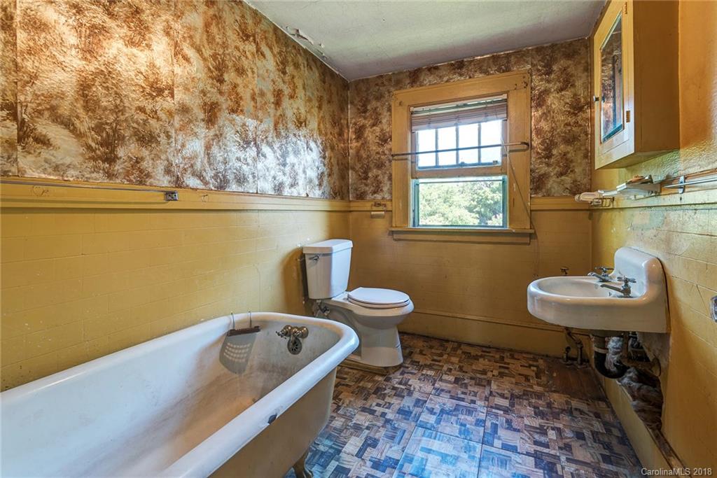141 Logan Avenue Asheville NC 28806