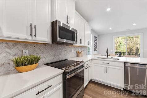 425 Tristram Lane Charlotte NC 28205