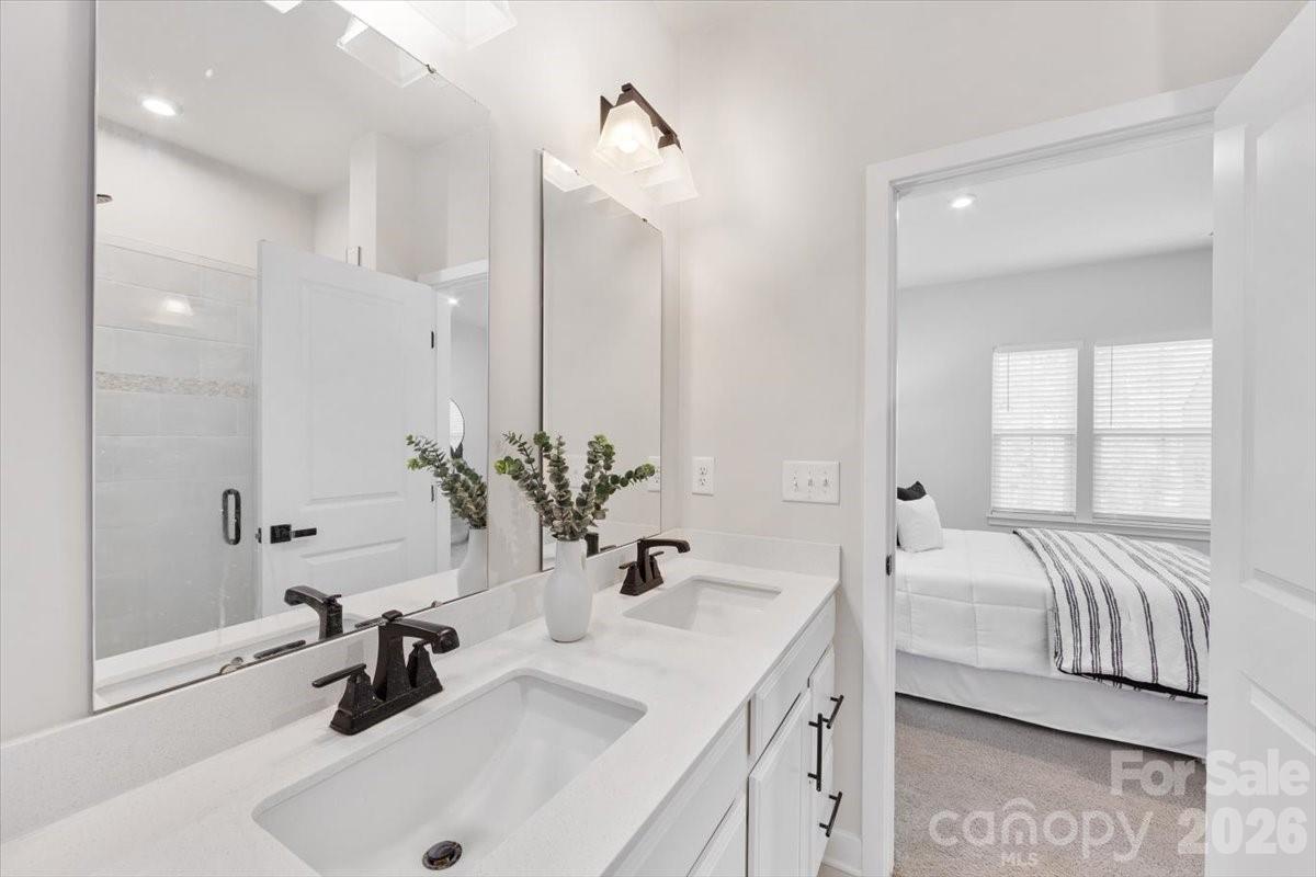 425 Tristram Lane Charlotte NC 28205