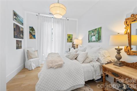 24 Waverly Road Asheville NC 28803