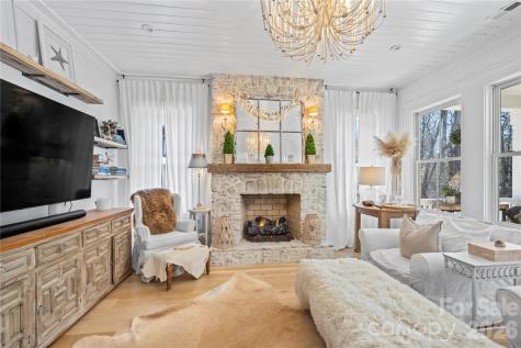 24 Waverly Road Asheville NC 28803