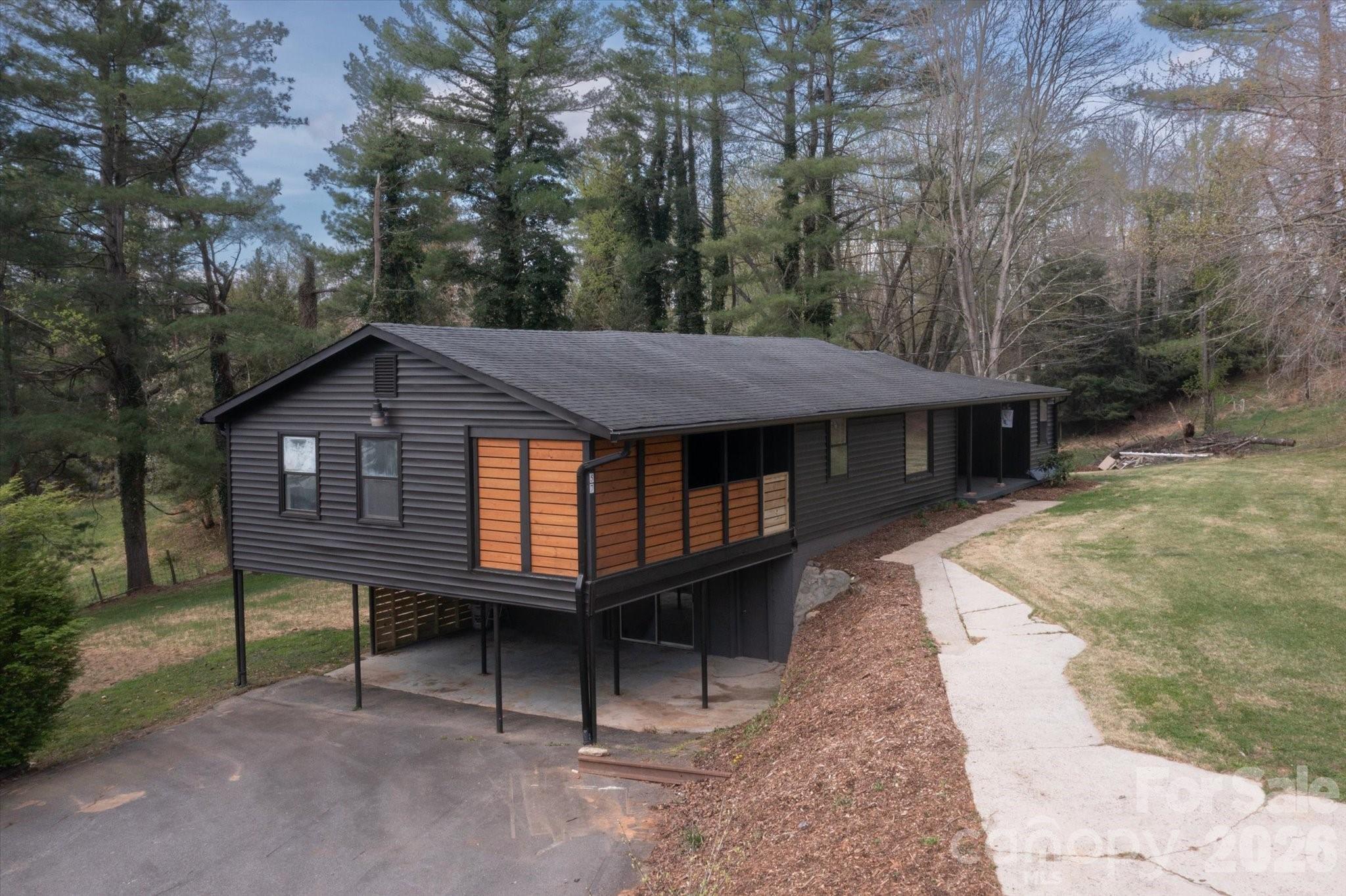 75 Old Macedonia Road Alexander NC 28701