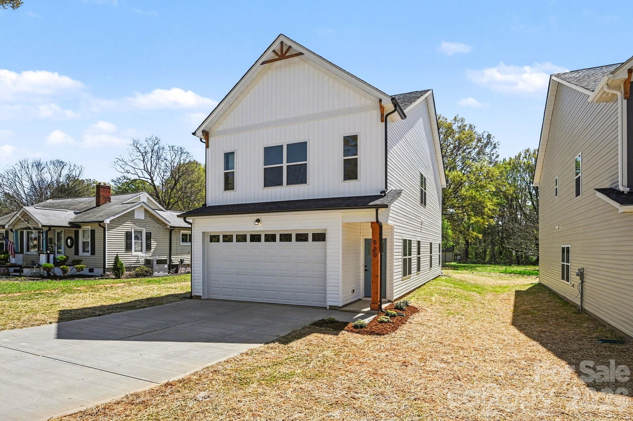 560 W Wilson Avenue Mooresville NC 28115