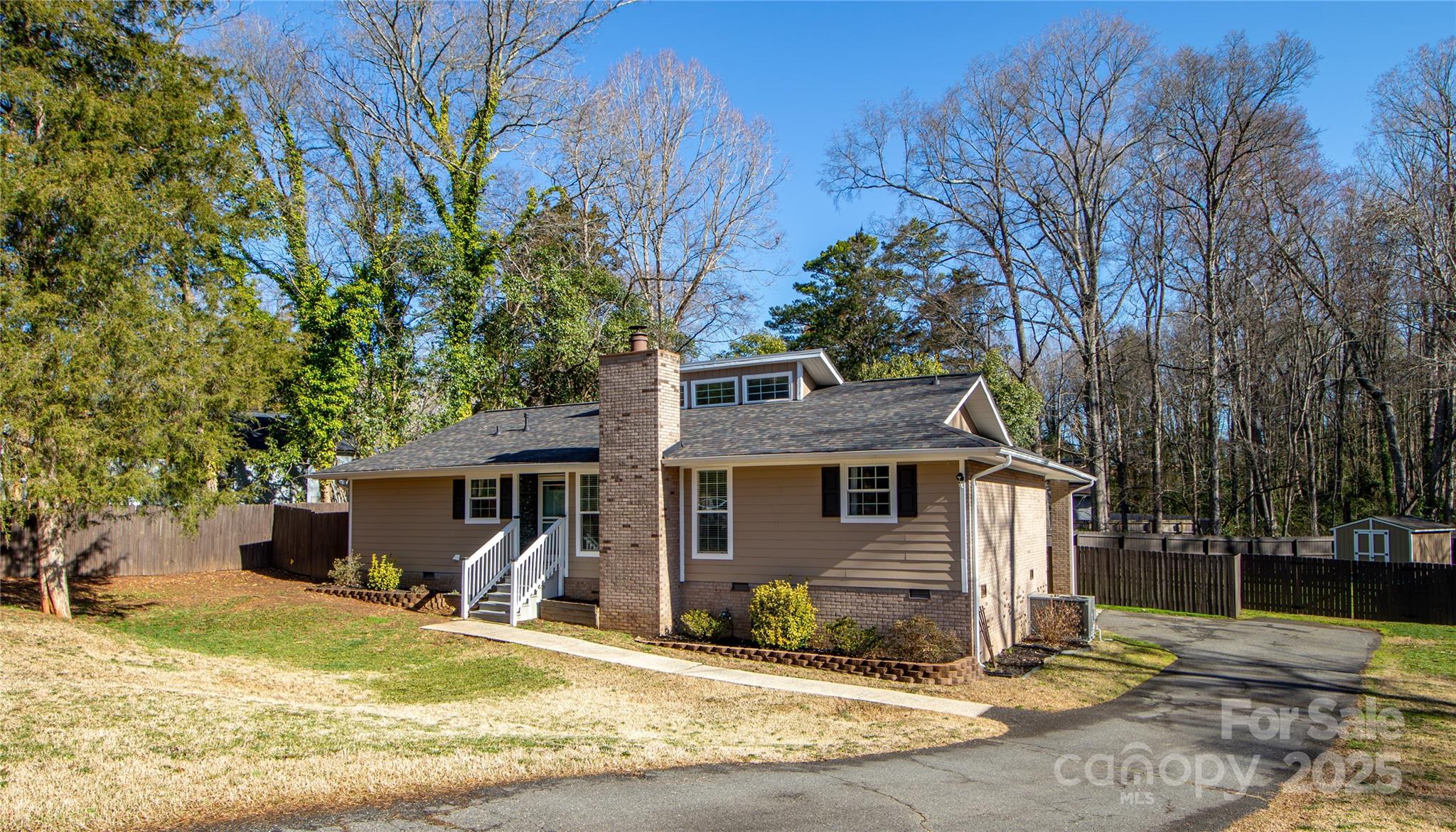 5615 Starkwood Drive Charlotte NC 28212