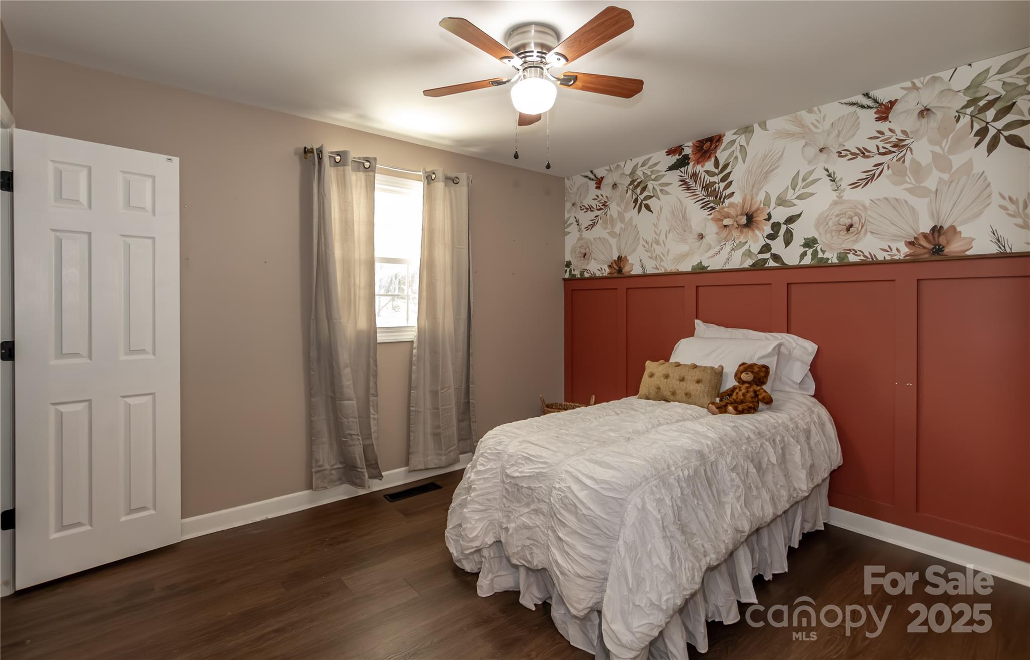 5615 Starkwood Drive Charlotte NC 28212