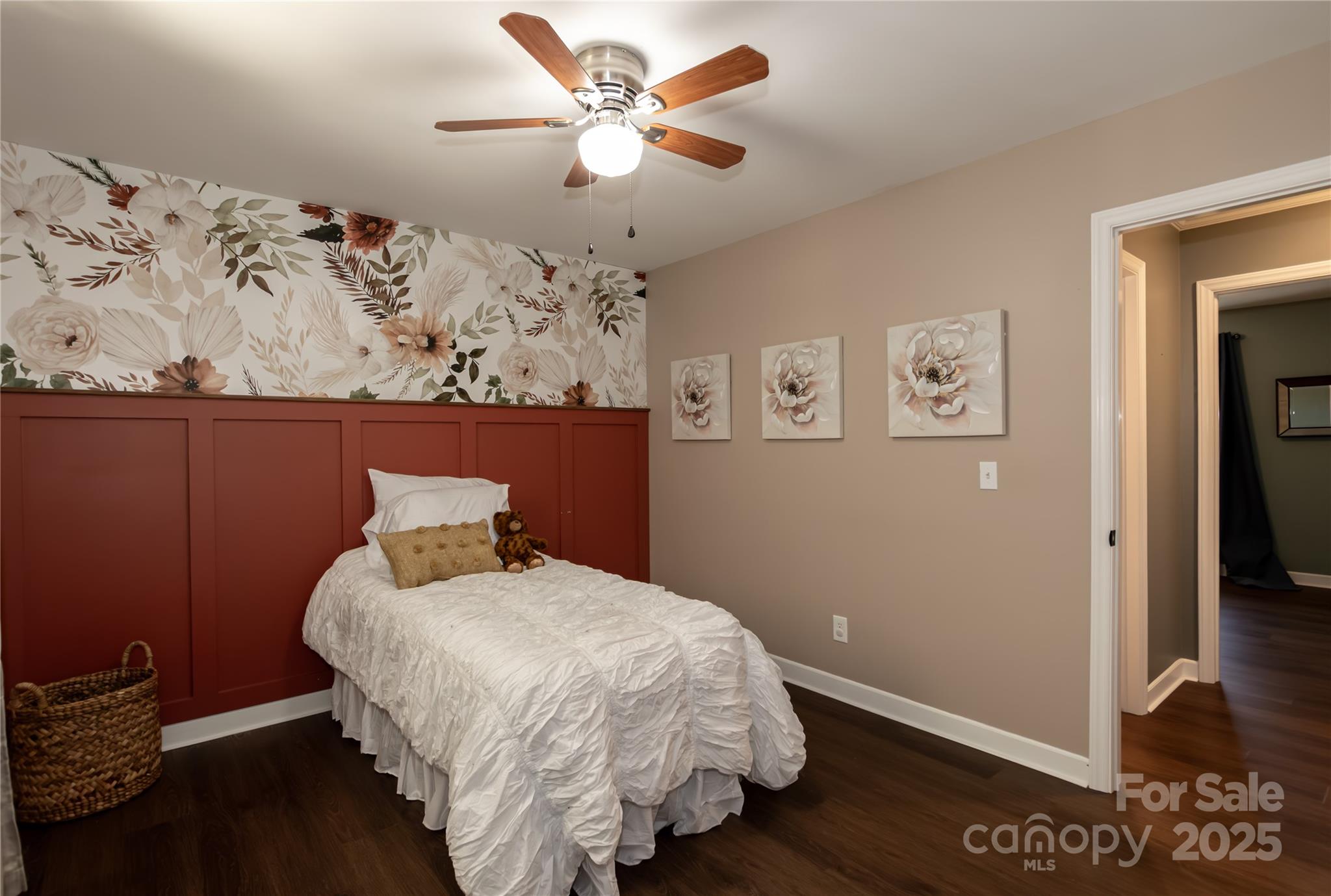 5615 Starkwood Drive Charlotte NC 28212