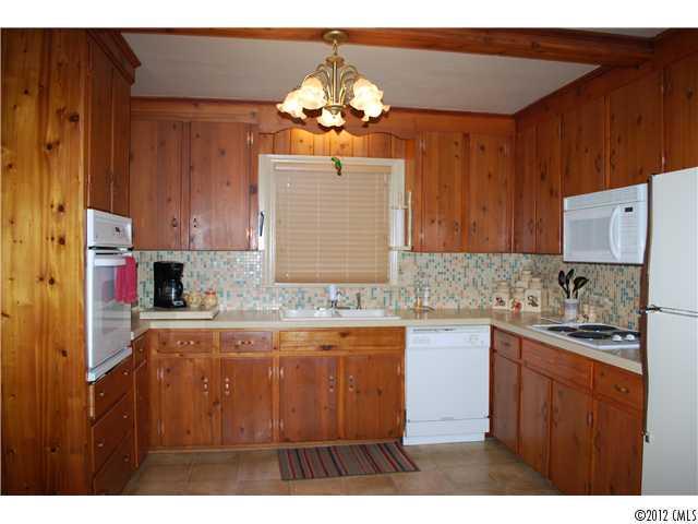 1709 Emerywood Drive Charlotte NC 28210