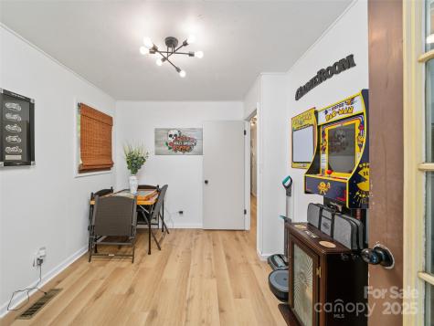 1030 Hughes Gap Road Bakersville NC 28705