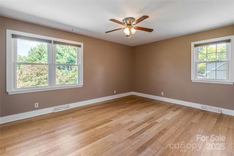 116 Dix Creek Chapel Road Asheville NC 28806