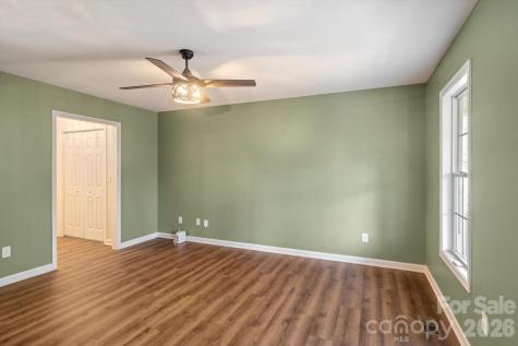 182 White Stone Lane Hendersonville NC 28791