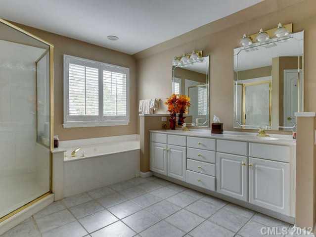 7307 Versailles Lane Charlotte NC 28277