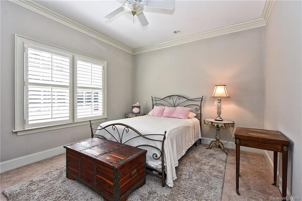 8817 Lake Challis Lane Charlotte NC 28226