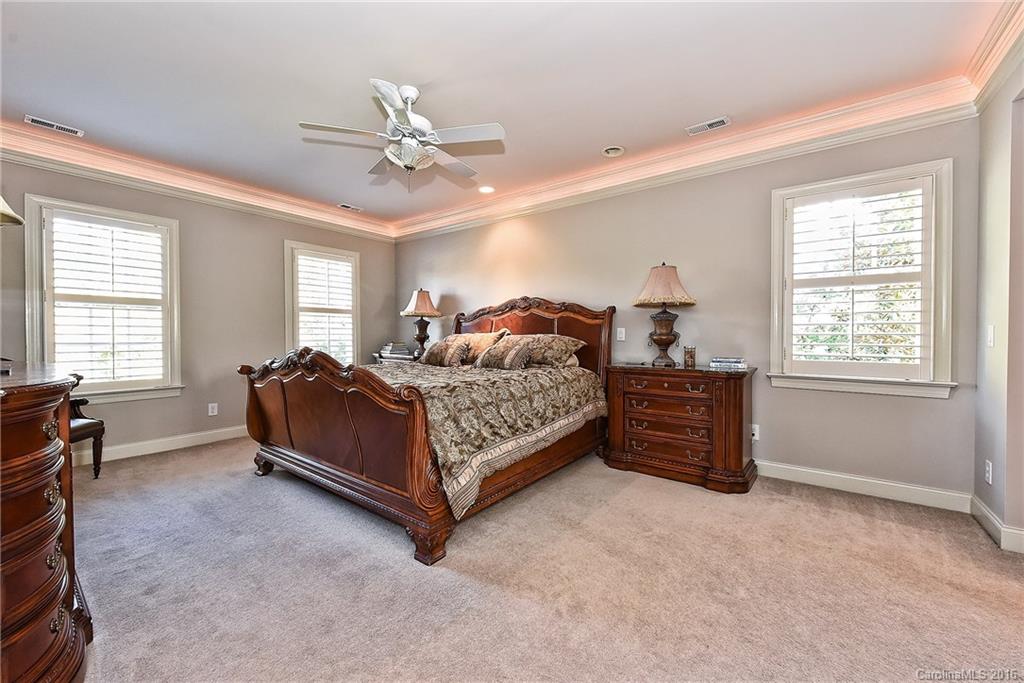 8817 Lake Challis Lane Charlotte NC 28226