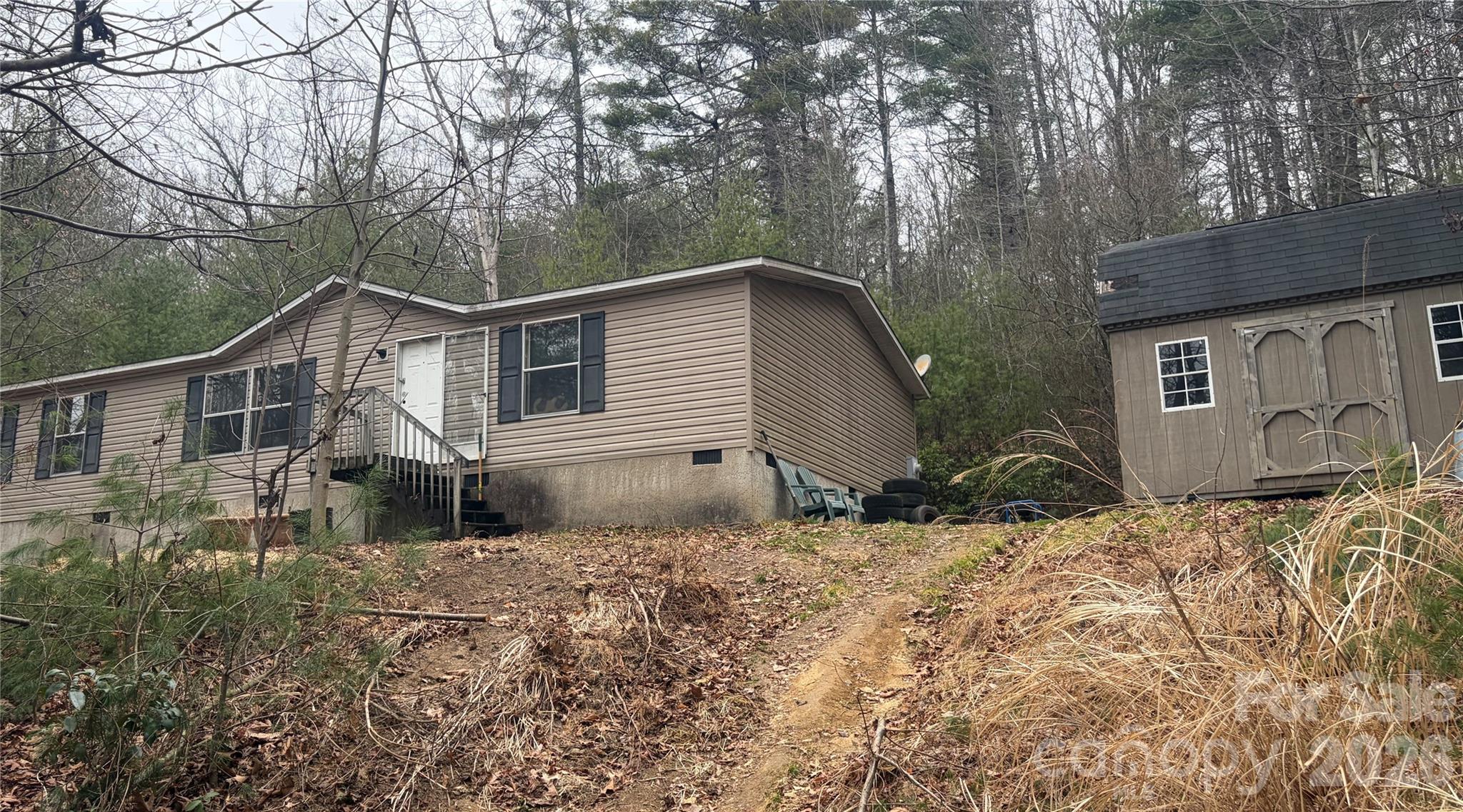 190 Pinewood Knoll Drive Hendersonville NC 28739