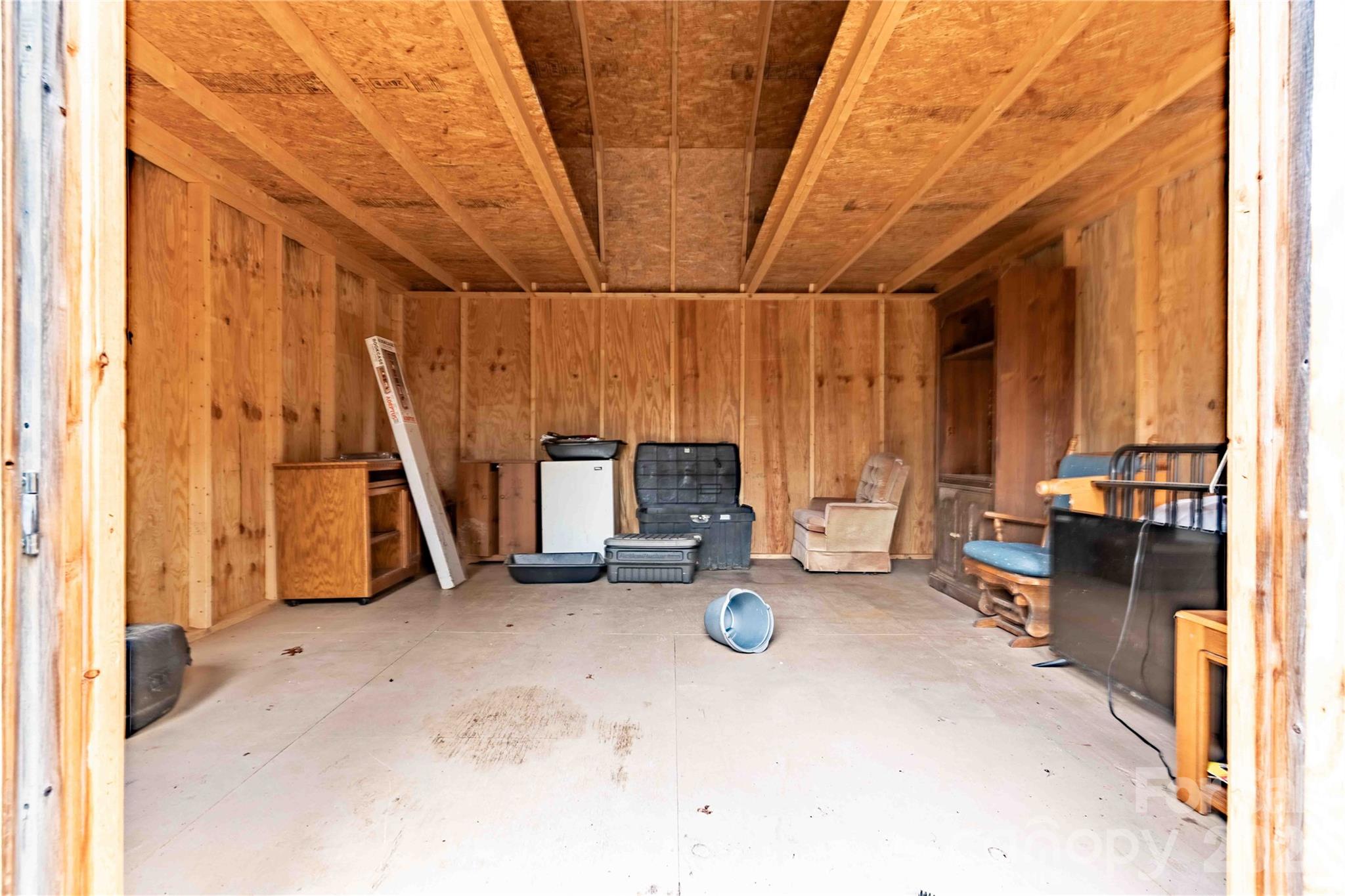 190 Pinewood Knoll Drive Hendersonville NC 28739