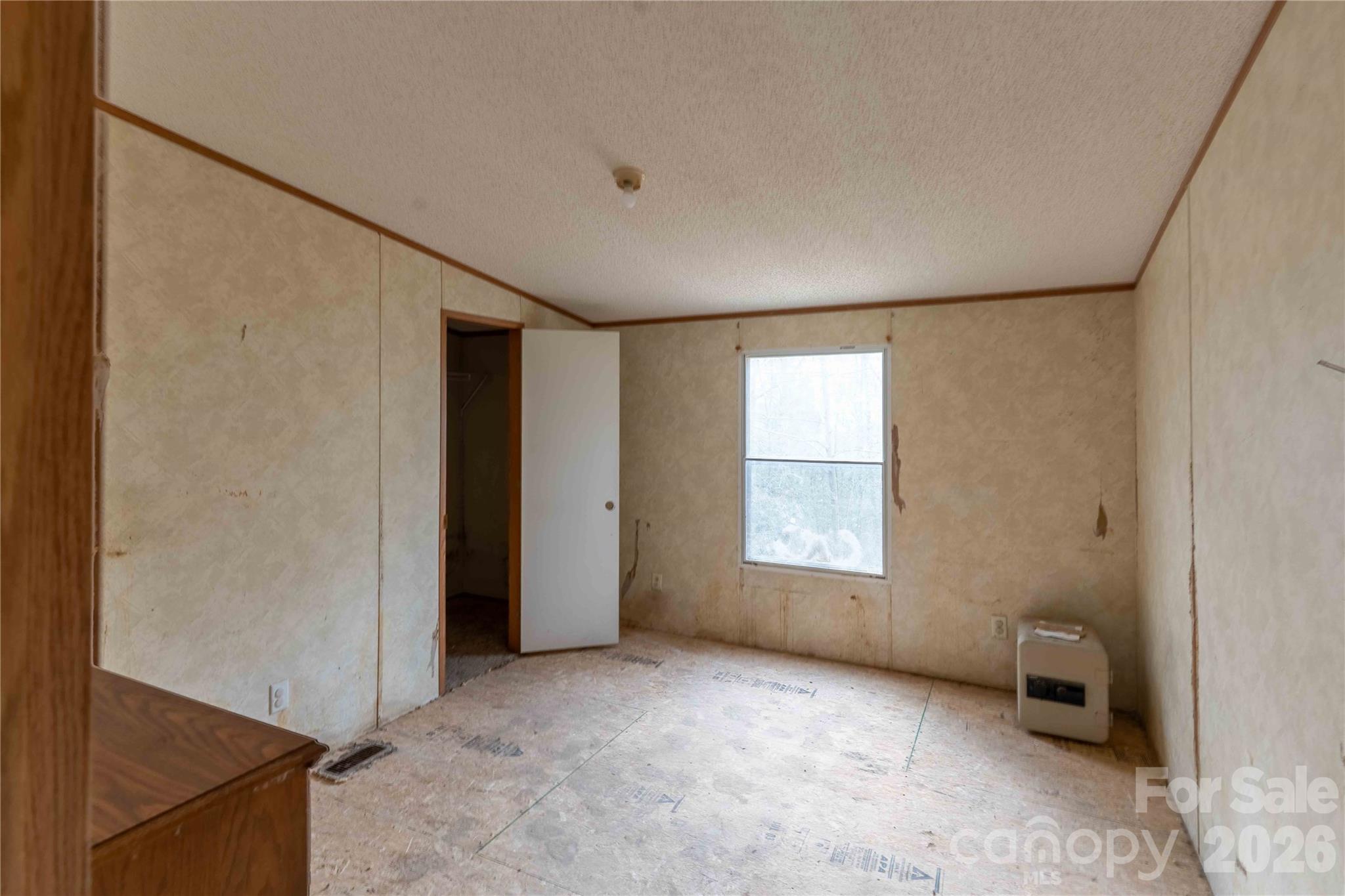 190 Pinewood Knoll Drive Hendersonville NC 28739