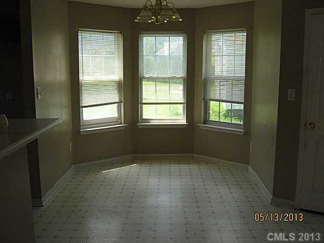 3748 Capps Hill Drive Charlotte NC 28216