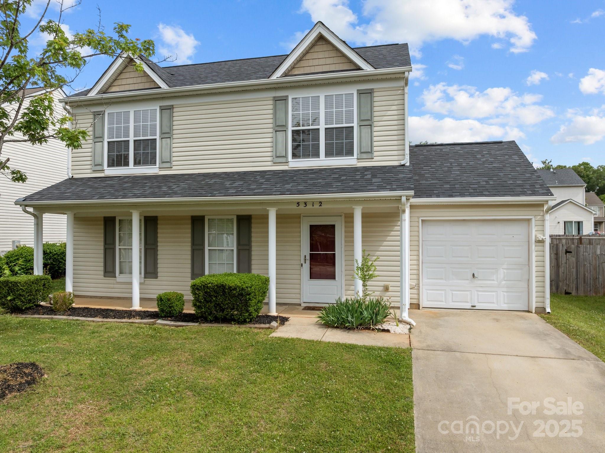 5312 Peach Place Lane Charlotte NC 28216