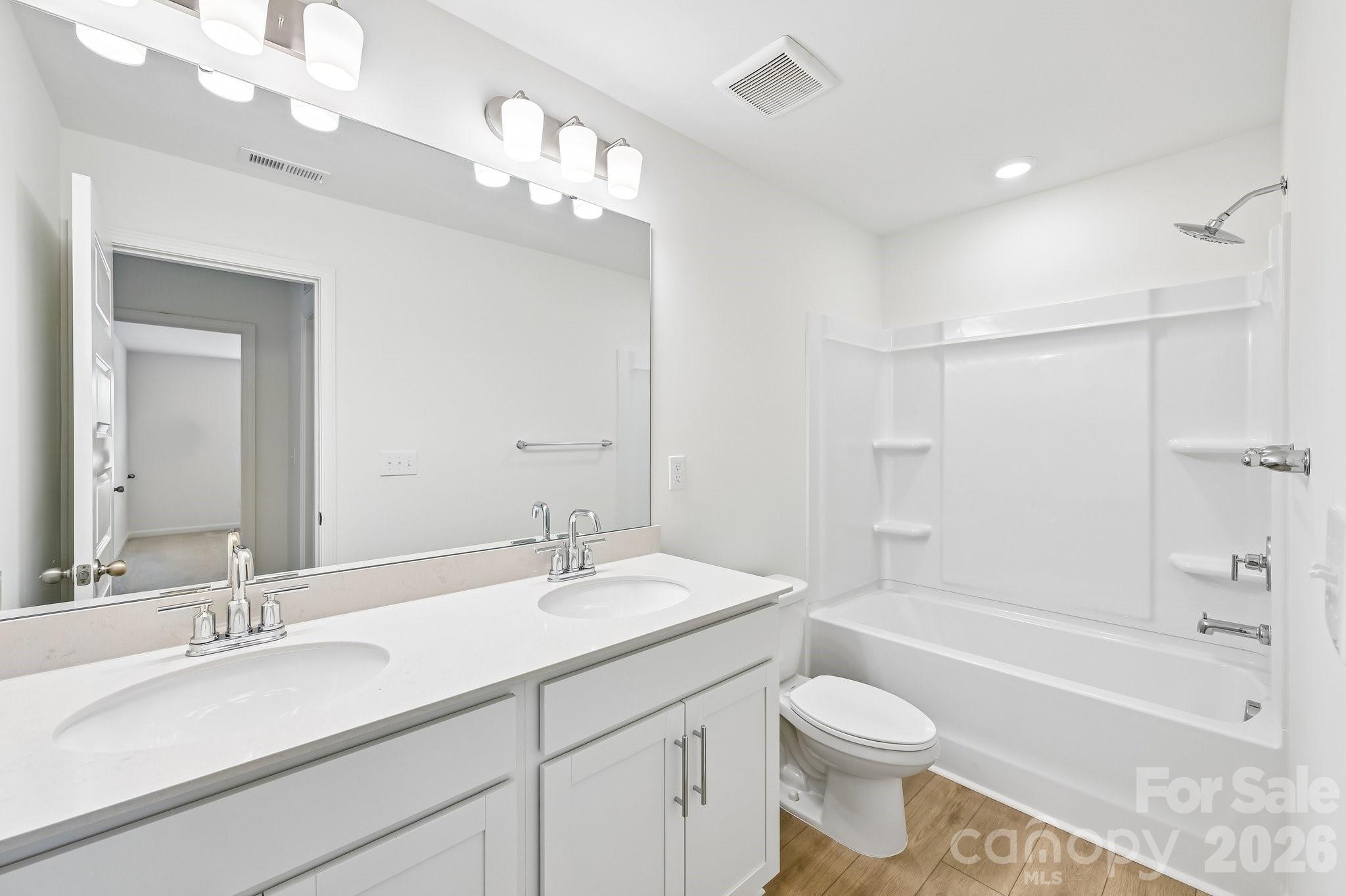 2139 Norwood Court Denver NC 28037