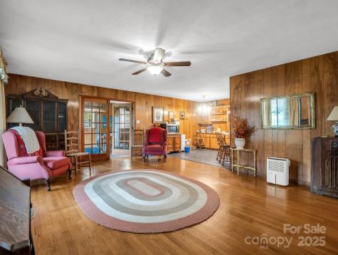 24 Clarke Road Asheville NC 28805