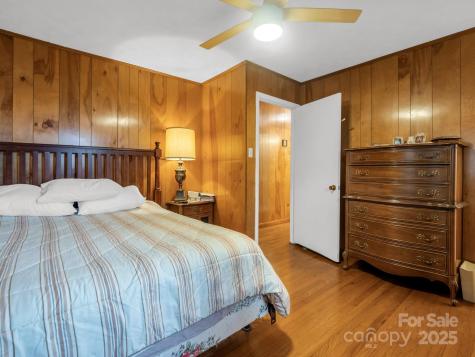 24 Clarke Road Asheville NC 28805