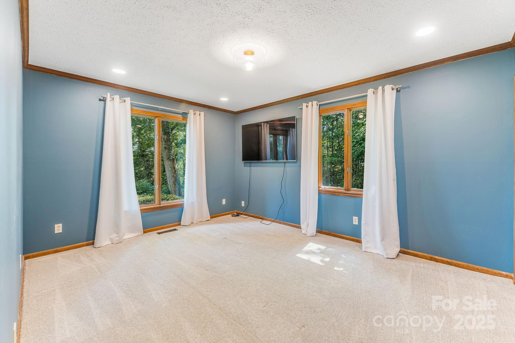 119 Yardley Court Hendersonville NC 28739
