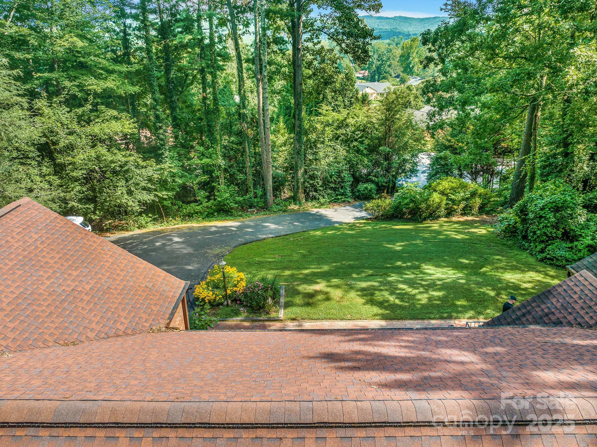 119 Yardley Court Hendersonville NC 28739