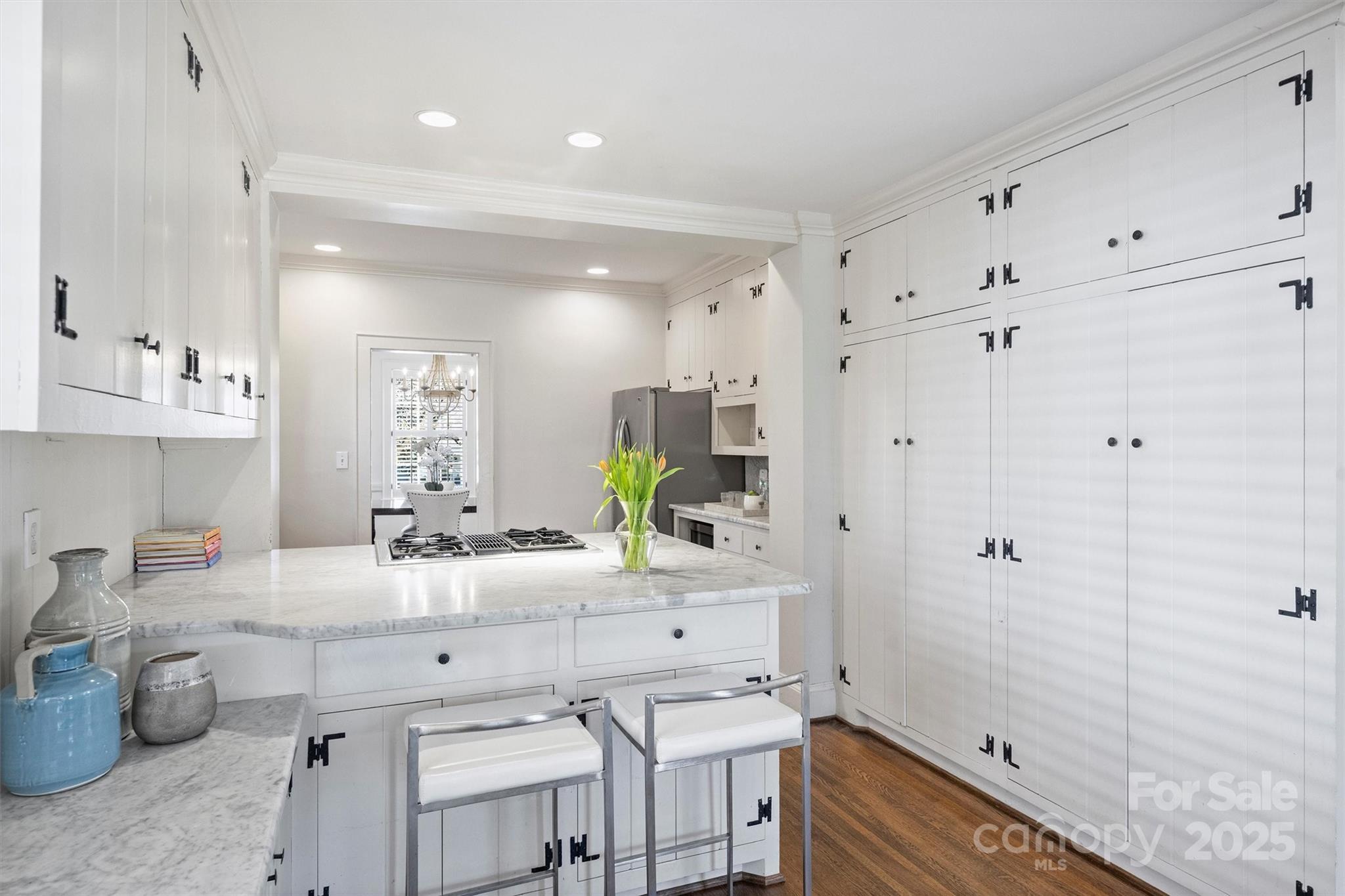 2538 Roswell Avenue Charlotte NC 28209