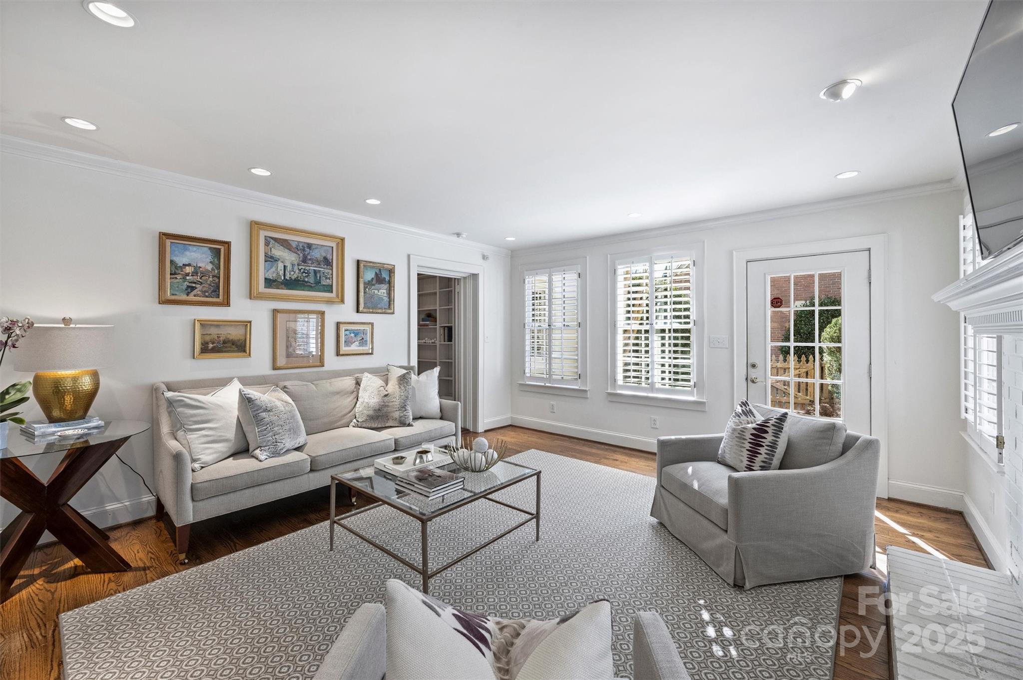 2538 Roswell Avenue Charlotte NC 28209