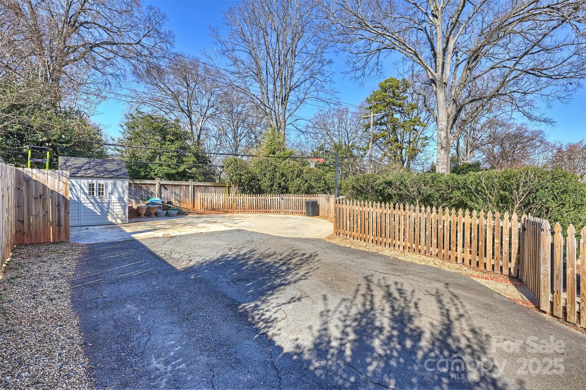 2538 Roswell Avenue Charlotte NC 28209