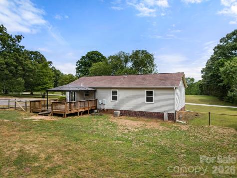 5129 Harmony Church Road Edgemoor SC 29712