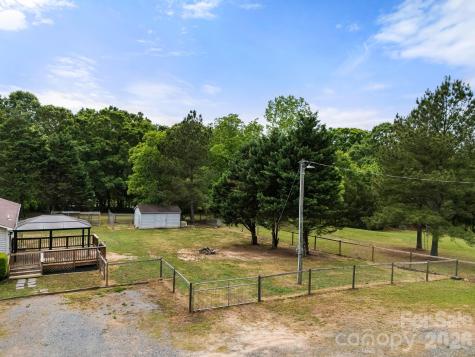 5129 Harmony Church Road Edgemoor SC 29712