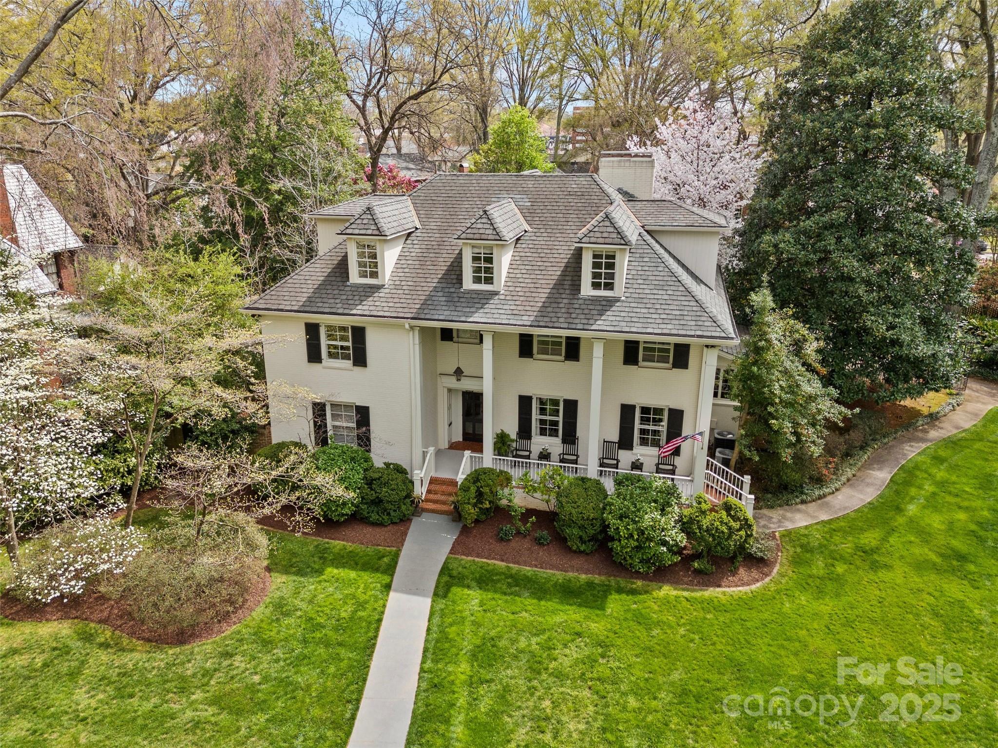 1579 Queens Road W Charlotte NC 28207