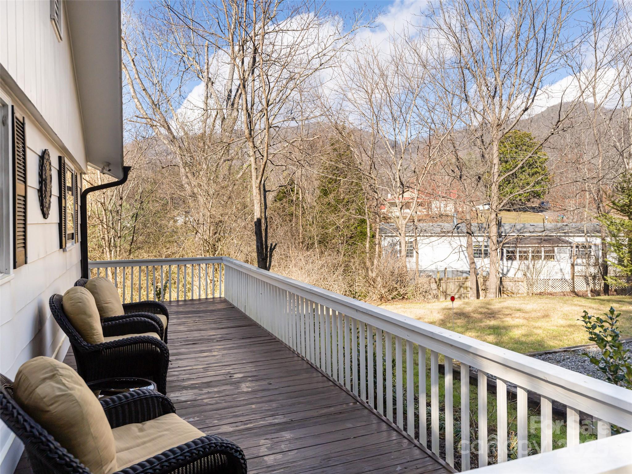 125 Old Fort Road Fairview NC 28730