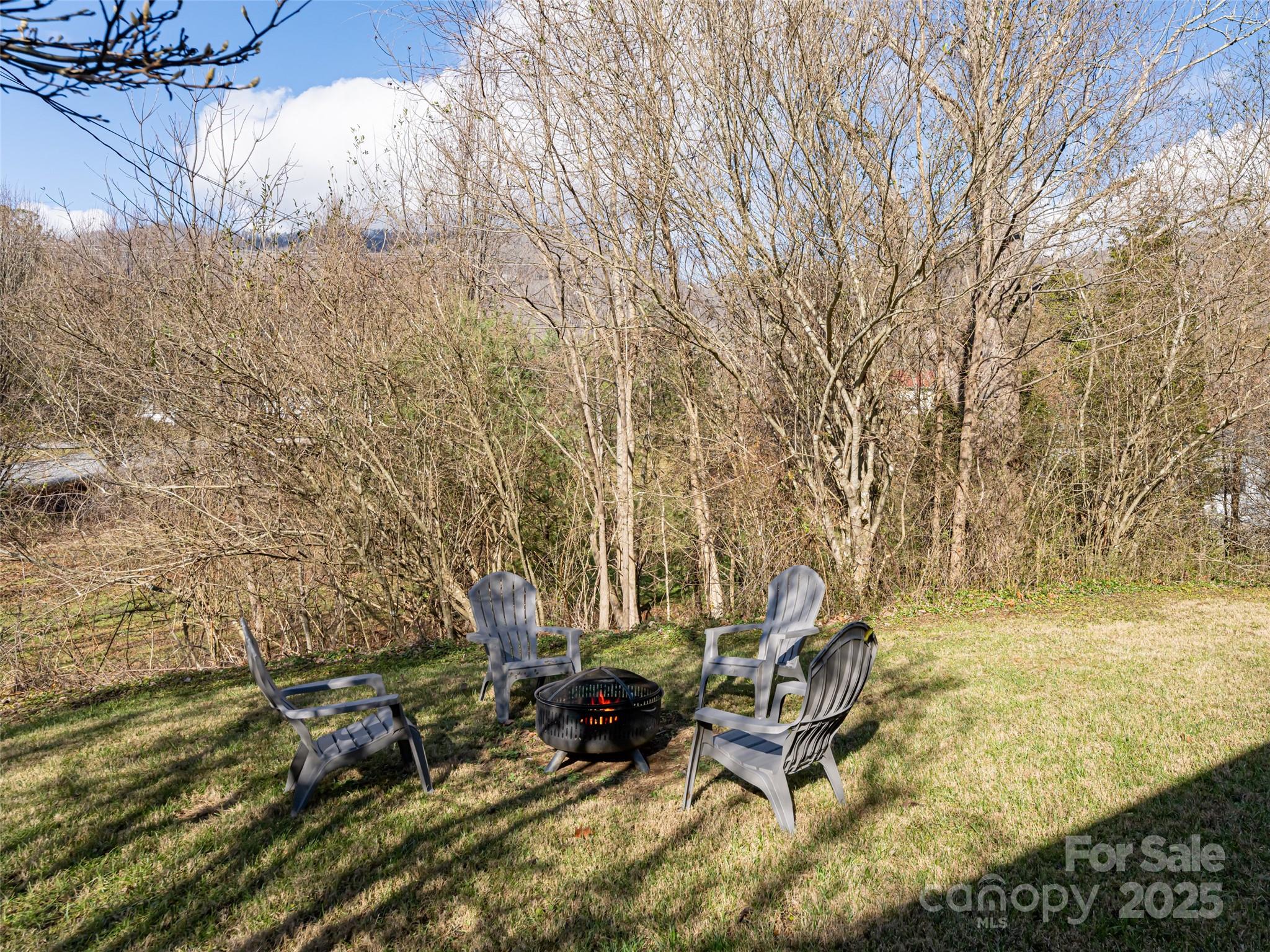 125 Old Fort Road Fairview NC 28730