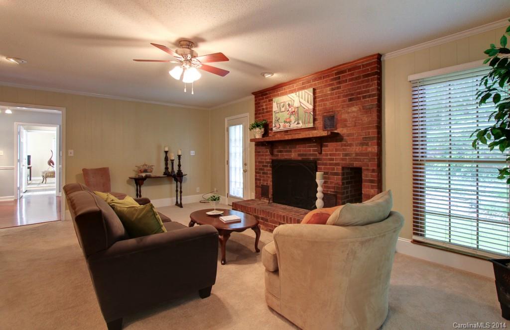 701 Madras Lane Charlotte NC 28211