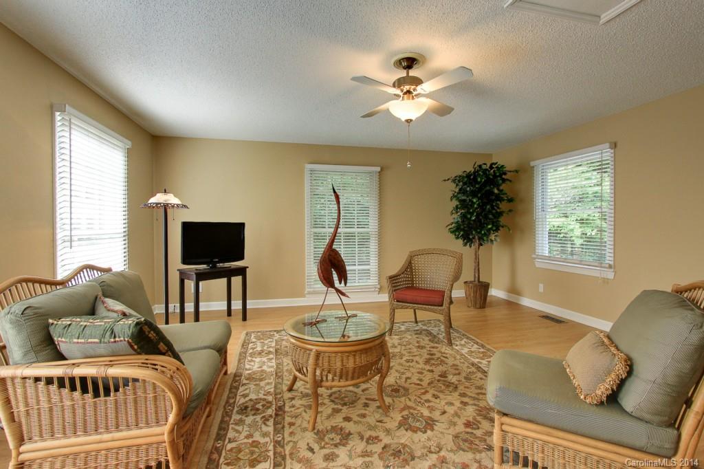 701 Madras Lane Charlotte NC 28211