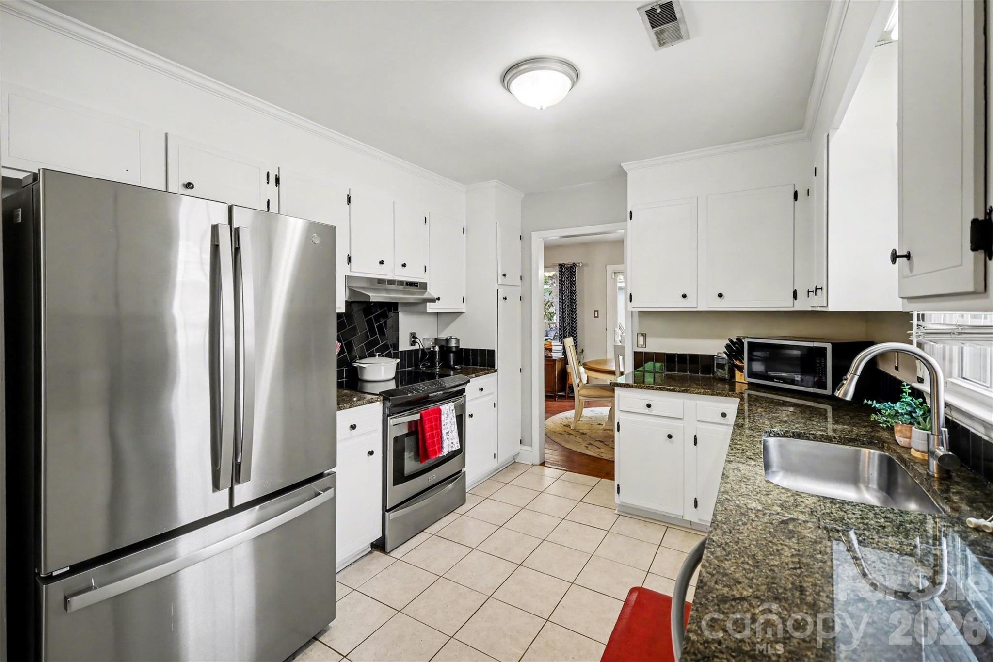 2706 Lytham Drive Charlotte NC 28210