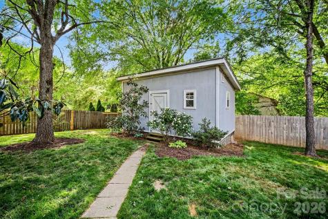 2706 Lytham Drive Charlotte NC 28210