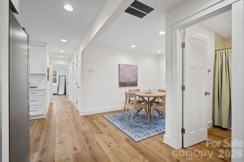 729 Poodle Way Asheville NC 28806