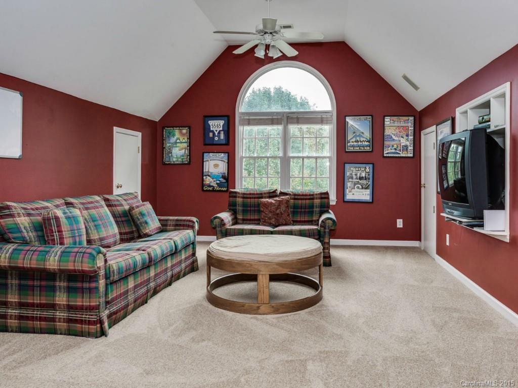12738 Long Cove Drive Charlotte NC 28277