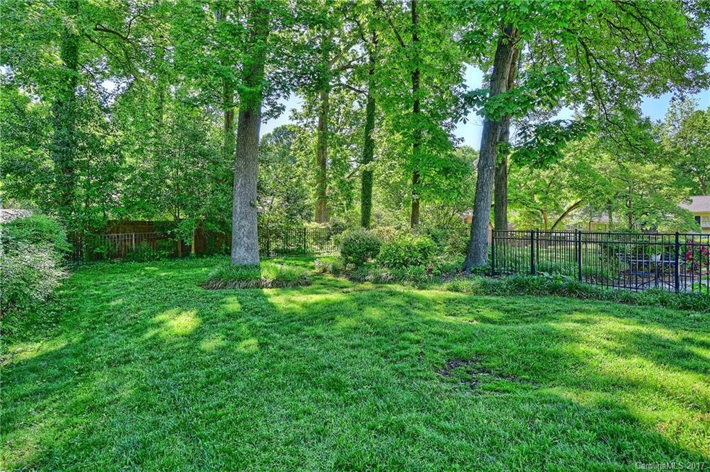 5827 Brookhaven Road Charlotte NC 28210
