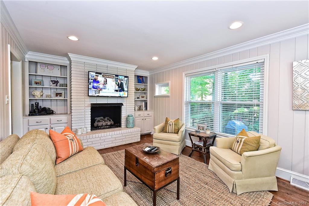 5827 Brookhaven Road Charlotte NC 28210