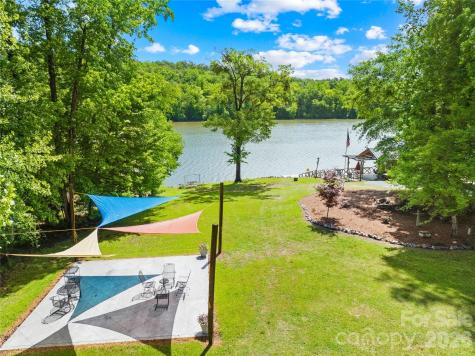 569 Living Waters Drive Great Falls SC 29055